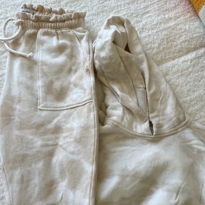 Abercrombie & Fitch matching set size small top and medium bottom